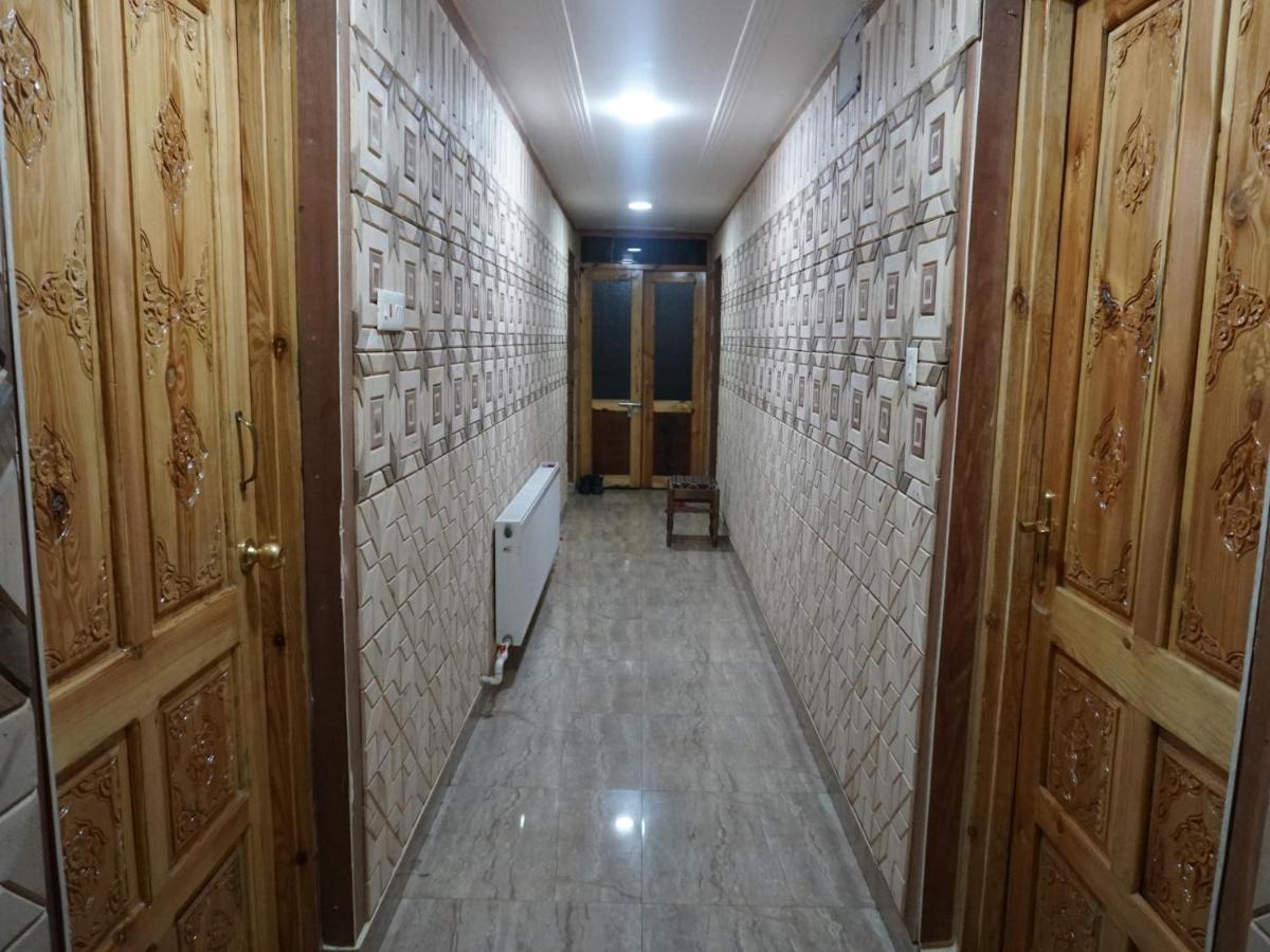 Hotel Barzman Sonāmarg Buitenkant foto