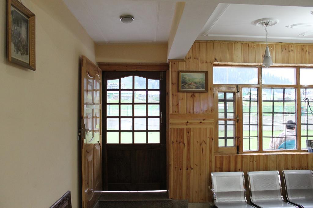 Hotel Barzman Sonāmarg Buitenkant foto